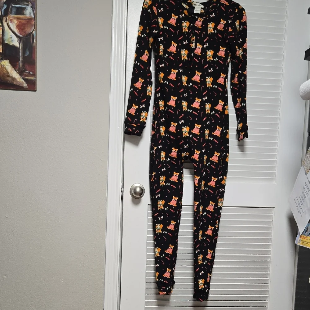 Shosho Black Footie with Colorful Animal Print - Picture 1 of 3